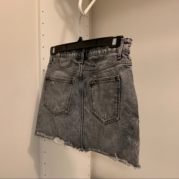 Distressed Black Zara Mini Denim Skirt - Picture 3 of 5